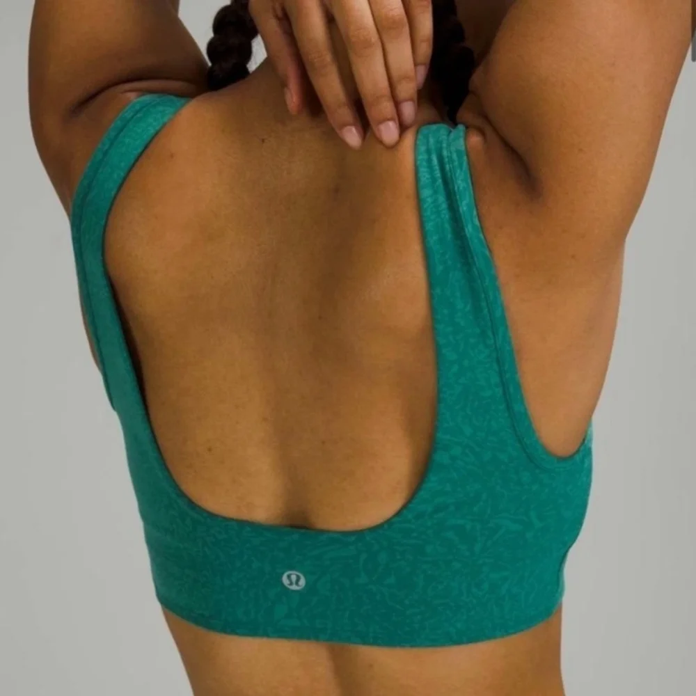 Lululemon Everlux Cut-Out Bra